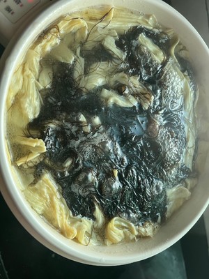 老广年夜饭-蚝豉发菜腐竹汤