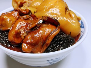 喜庆菜·蚝鼓发菜烩猪手（寓意：好事发财就手）