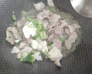 肉炒滑子蘑
