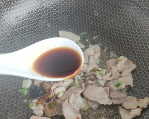肉炒滑子蘑