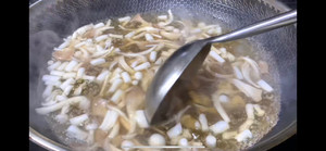 滑子菇蛋花汤