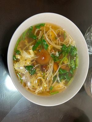 滑子菇蛋花汤
