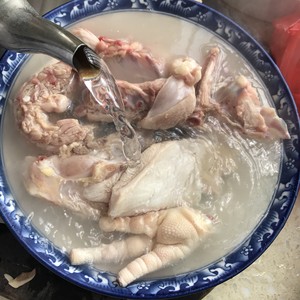 强身健体，提高免疫力 【姬松茸虫草花鸡汤】