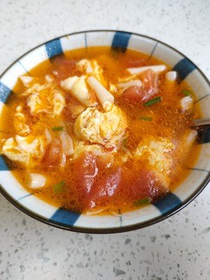 白玉菇西红柿鸡蛋汤