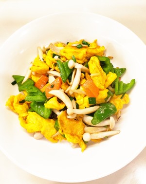 白玉菇炒鸡蛋