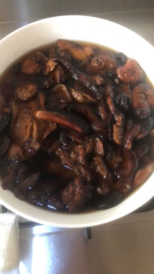 榛蘑简单吃法：爆炒榛蘑
