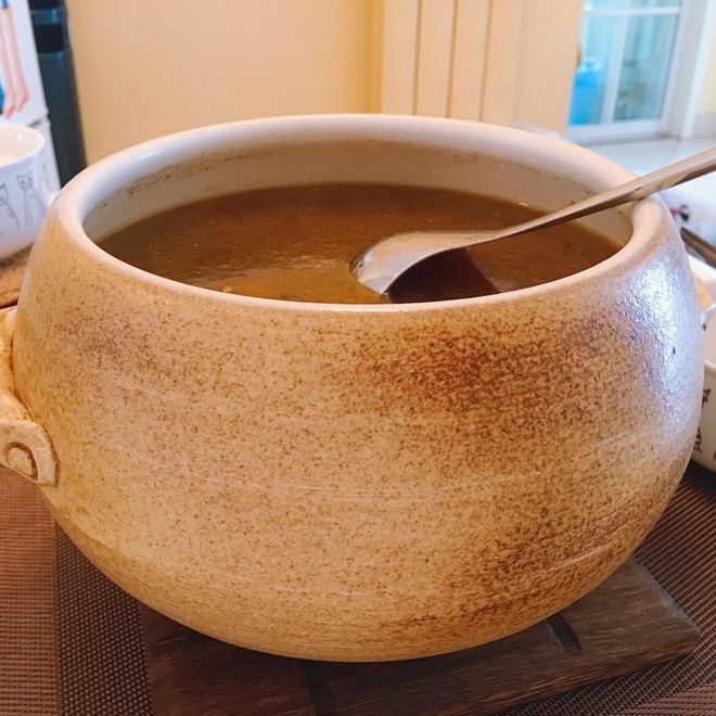 乌鸡榛蘑煲