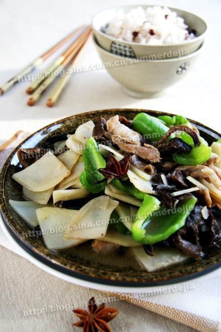 榛蘑炒土豆片