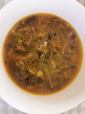 味道极鲜的素炖山榛蘑（小鸡都不配当配角）