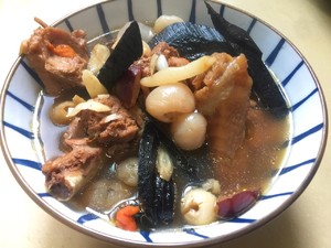 灵芝海底椰鸡汤 | 去黄养肌
