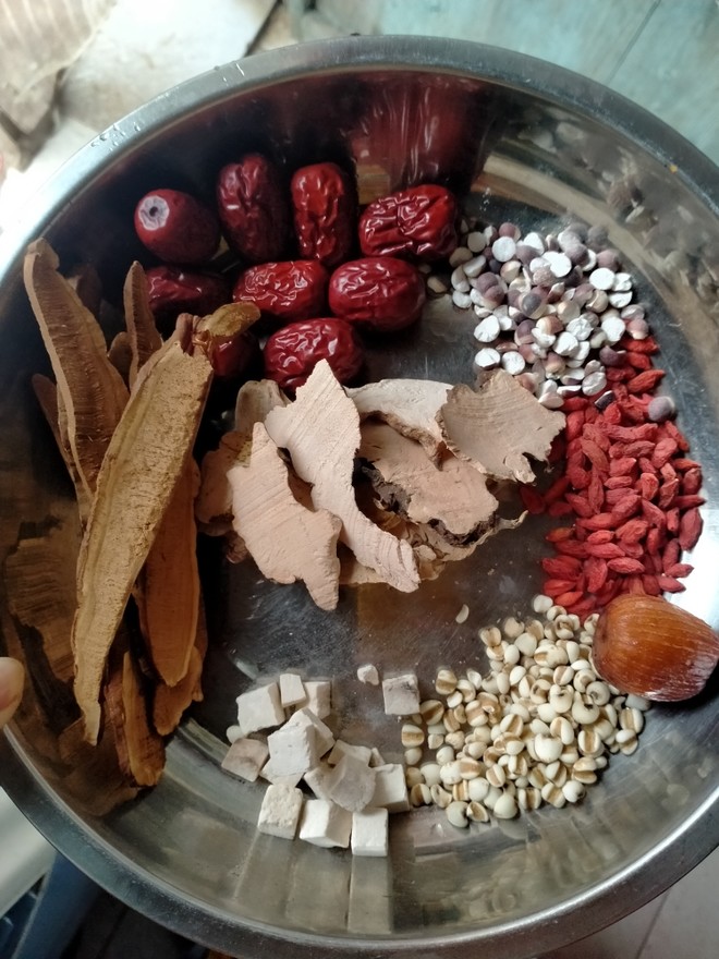 灵芝茯苓去湿汤