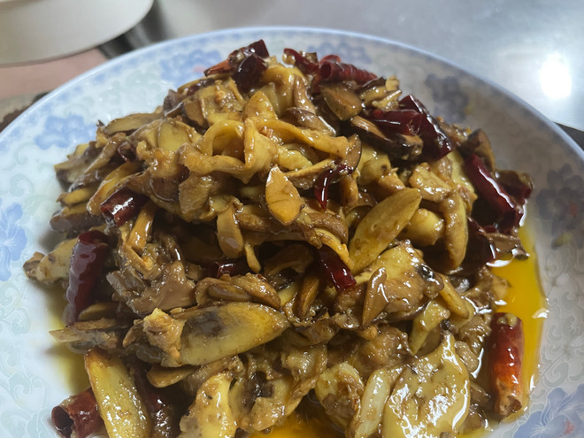 炒牛肝菌