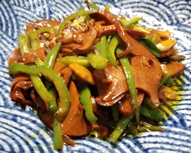 清炒牛肝菌