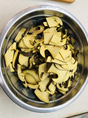 简单好吃的牛肝菌焖饭
