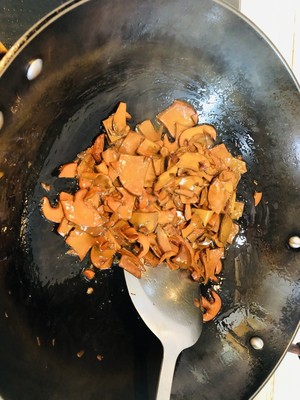 简单好吃的牛肝菌焖饭