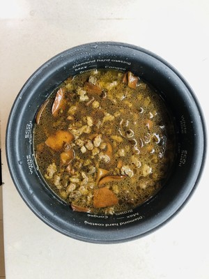 简单好吃的牛肝菌焖饭