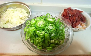 青椒牛肝菌（红见手青）