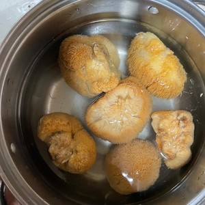 爆炒猴头菇