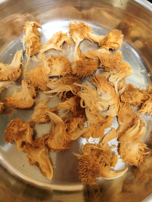 干猴头菇泡发处理零苦味