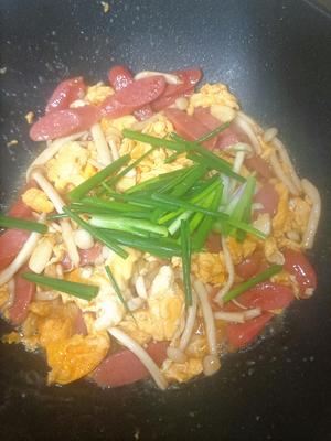 海鲜菇火腿炒蛋
