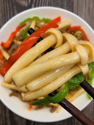 家常小炒‼️海鲜菇炒肉丝?