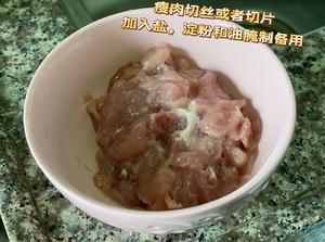 光盘神器海鲜菇炒青椒