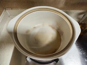 草菇焖鸡