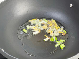 草菇毛豆炒河虾