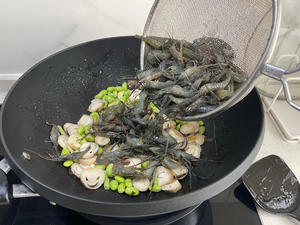 草菇毛豆炒河虾