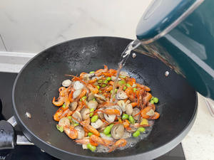 草菇毛豆炒河虾