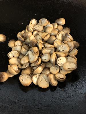 好吃得停不了的“草菇炒牛肉”