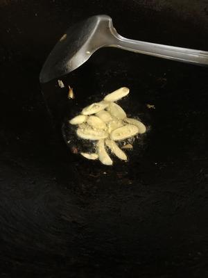 好吃得停不了的“草菇炒牛肉”