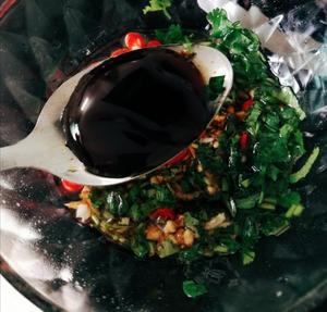 手撕凉拌鸡腿菇