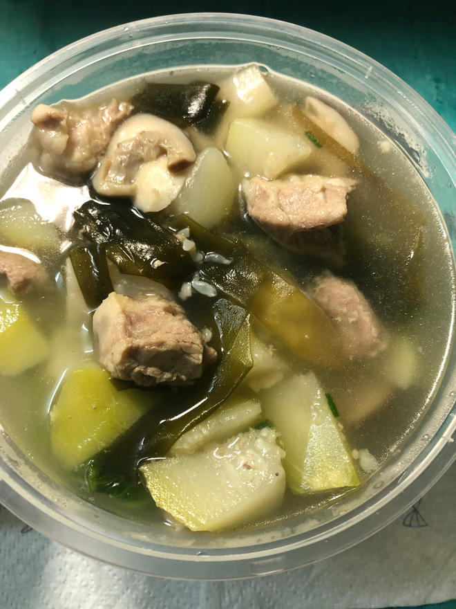 赤松茸葫芦排骨汤
