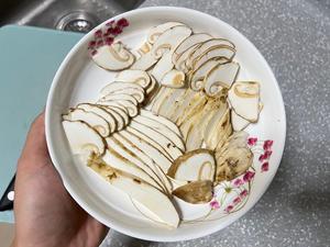 正确清理松茸、保存、食用方法