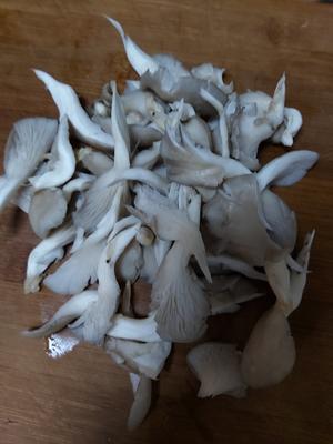 干煸平菇（有肉的味道）