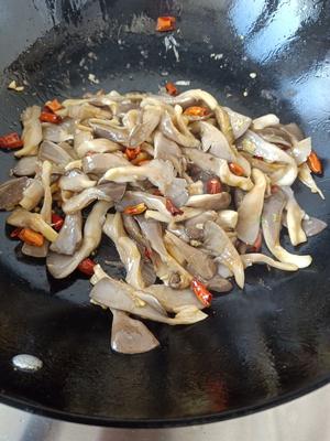 素炒平菇
