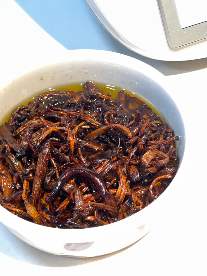油浸茶树菇