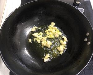 新鲜茶树菇炒肉