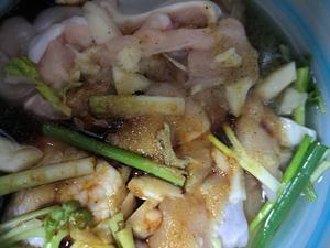 无水鸡腿蘑菇蔬菜杂锅（不加一滴水的减脂餐）
