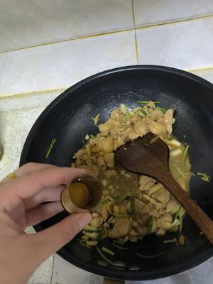 无水鸡腿蘑菇蔬菜杂锅（不加一滴水的减脂餐）