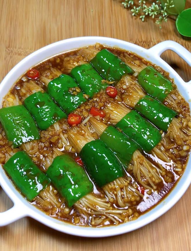 青椒卷金针菇，无敌下饭