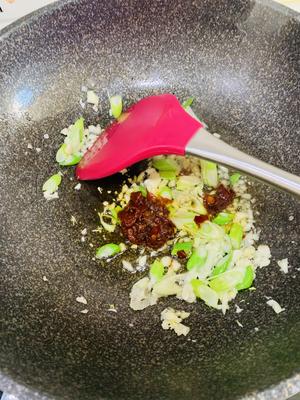 秘制鱼香肉丝（家常哟）