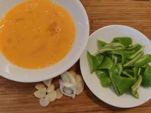 木耳炒鸡蛋，快手家常菜