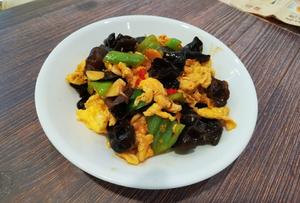 木耳炒鸡蛋，快手家常菜