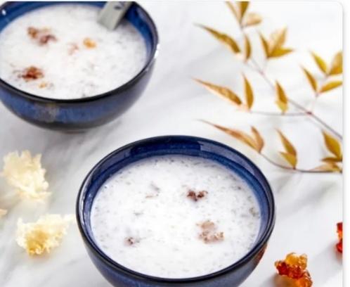 椰汁桃胶银耳糖水(我爱素食)