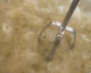【教你熬银耳】银耳牛奶羹