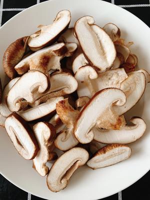 香菇炒鸡蛋