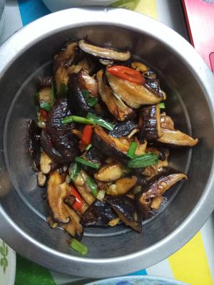 素炒干香菇