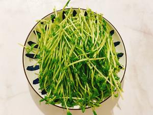 【上汤豆苗】特色粤菜，爽口解腻，鲜美好吃